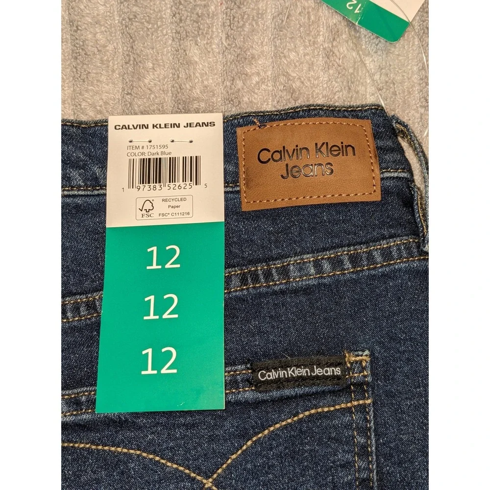 Calvin Klein High Rise‎ Denim Mom Shorts Dark Wash Classic Size 12 NWT